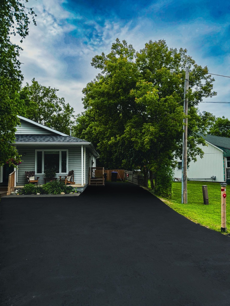Asphalt driveway paving Kingston Ontario