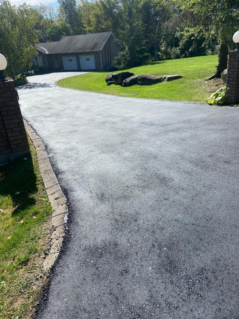 Curved residential driveway paving Markham Ontario